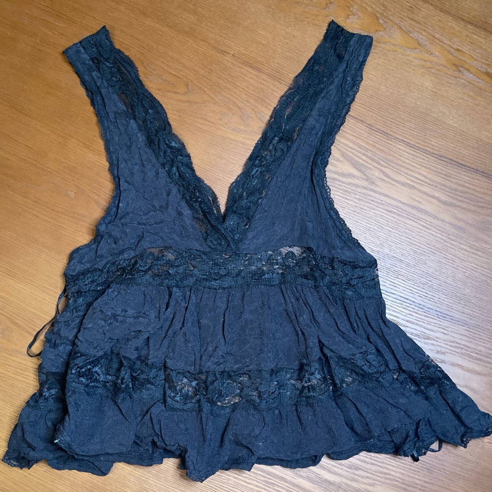 Black lace tank top.